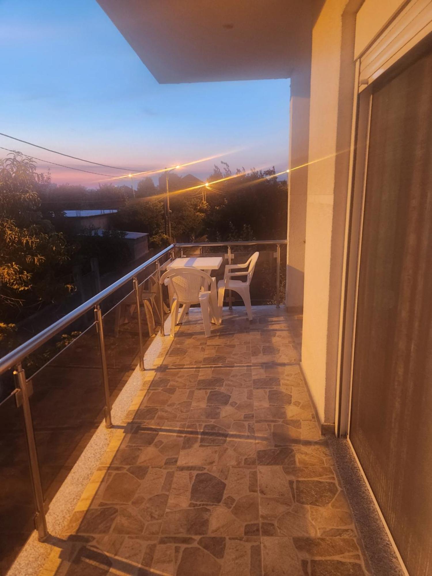 B&B Kroni 1 Shkodër Exteriör bild