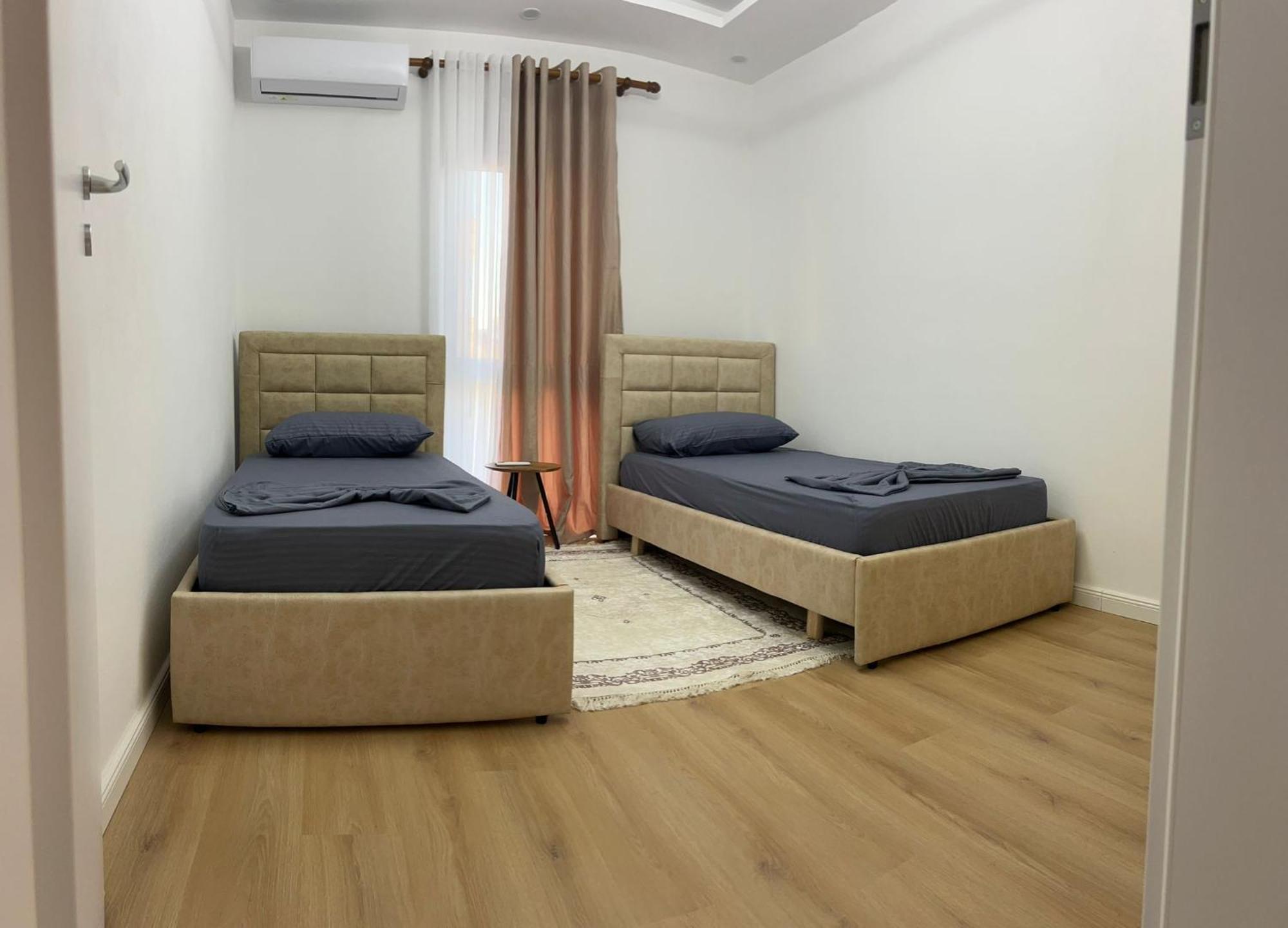 B&B Kroni 1 Shkodër Exteriör bild